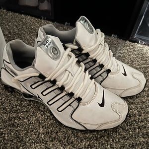 Nike Shox NZ Size 11